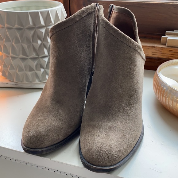 Lucky Brand boots, barely worn. Fits true to size. - Picture 3 of 3